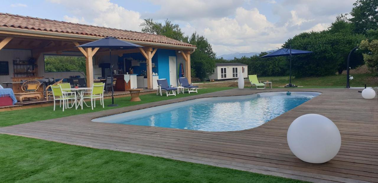 Les Chalets Salineens Salies-du-Salat Exteriör bild