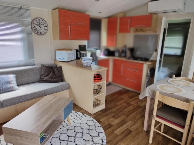 Les Chalets Salineens Salies-du-Salat Exteriör bild